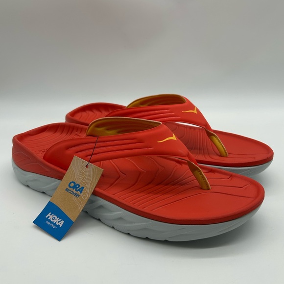 HOKA Ora Recovery Flip Fiesta Amber Yellow Men’s Size 10 Comfort Sandals NWT